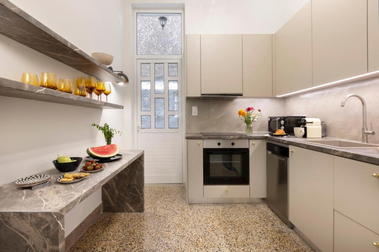Acropolis Villa 3Br 9Ppl 10 Minutes Metro&Museum أثينا المظهر الخارجي الصورة